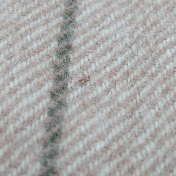 Authentic BURBERRYS blanket wool [Used] - Picture 5 of 10
